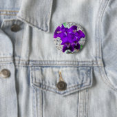 Badge Rond 5 Cm Belle iris violet (En situation)