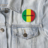 Badge Rond 5 Cm Bénédiction Button Tramafari 3 (En situation)