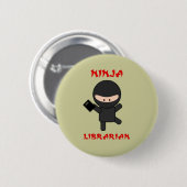 Badge Rond 5 Cm Bibliothécaire de Ninja avec le livre (Devant & derrière)