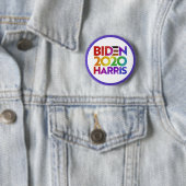 Badge Rond 5 Cm Biden Harris 2020 Button (En situation)