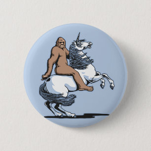 Badge Rond 5 Cm Bigfoot montant une licorne