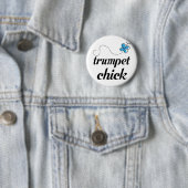 Badge Rond 5 Cm Bleu mignon de poussin de trompette (En situation)