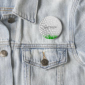 Badge Rond 5 Cm Boule de golf dans l'herbe (En situation)