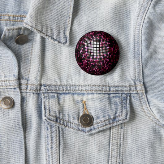 Badge Rond 5 Cm Boule Disco Rose (En situation)