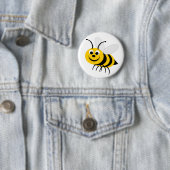 Badge Rond 5 Cm Bouton Bumble Bee Design (En situation)