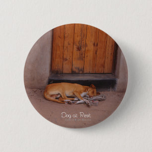 Badge Rond 5 Cm Bouton Chien au repos
