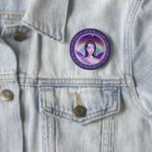 Badge Rond 5 Cm Bouton de fée de pluie violette (En situation)