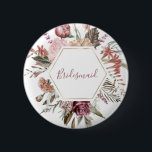 Badge Rond 5 Cm Bouton de la servante du Rose Dusty<br><div class="desc">Ce design romantique et intemporel présente un bouquet floral aux couleurs douces et aux accents botaniques. Tous les aspects de cette conception peuvent être modifiés (police,  taille du texte ou accents floraux déplacés/supprimés) pour répondre à vos besoins. Contactez-moi si vous avez besoin d'aide pour cette conception</div>