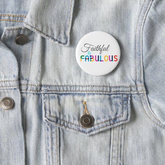 Badge Rond 5 Cm Bouton ELM : Fidèle et fabuleux (En situation)
