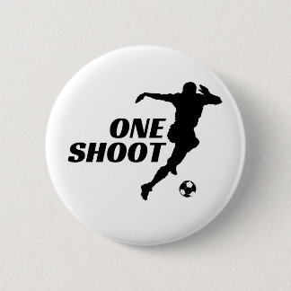 Badge Rond 5 Cm Bouton épinglé silhouette de football à un tir - F