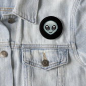 Badge Rond 5 Cm Bouton étranger d'Emoji (En situation)
