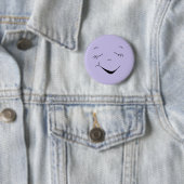 Badge Rond 5 Cm Bouton joli visage violet soyeux (En situation)
