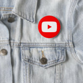 Badge Rond 5 Cm Bouton officieux de YouTube (En situation)