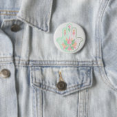 Badge Rond 5 Cm Bouton Pastel Hamsa (En situation)