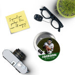 Badge Rond 5 Cm Bouton photo sport personnalisé / football à pin<br><div class="desc">Soutenez les efforts sportifs de votre enfant avec cette broche sportive personnalisée. Idéal pour les nuits seniors ! Disponible en différentes tailles. Beaucoup d'options pour customiser.</div>