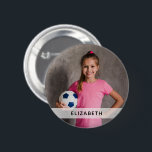 Badge Rond 5 Cm Bouton Photo Sports personnalisé<br><div class="desc">Soutenez les sports de votre enfant avec ce bouton personnalisé avec leur photo et customisé avec leur nom. Disponible en différentes tailles. Prenez-en un pour vous-même,  frères et soeurs et grands-parents.</div>