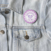 Badge Rond 5 Cm Bouton Polka Dot Polka de coeur violet (En situation)