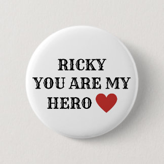 Badge Rond 5 Cm Bouton Ricky Hero