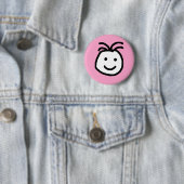 Badge Rond 5 Cm Bouton rose Visage joyeux, joli et rond (En situation)