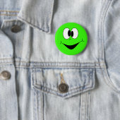 Badge Rond 5 Cm Bouton Visage Lime Green Silly Googlie (En situation)