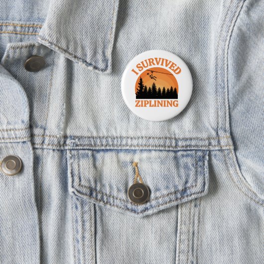 Badge Rond 5 Cm Bouton Ziplining Survied (En situation)