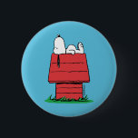 Badge Rond 5 Cm cacahuètes | Snoopy Napping<br><div class="desc">Célébrez l’attitude décontractée de Snoopy avec cet adorable bouton avec Snoopy faisant la sieste. Parfait pour ajouter une touche de relaxation à vos vêtements,  sacs ou accessoires,  ce bouton capture la nature paisible de Snoopy et est un must-have amusant pour les fans de cacahuètes.</div>