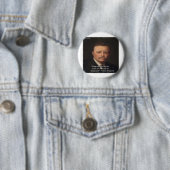 Badge Rond 5 Cm Cadeau de citation de sagesse "Les pieds sur terre (En situation)
