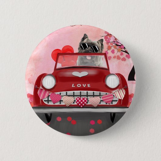 Badge Rond 5 Cm Cairn Terrier voiture avec coeur Valentine's (Devant)