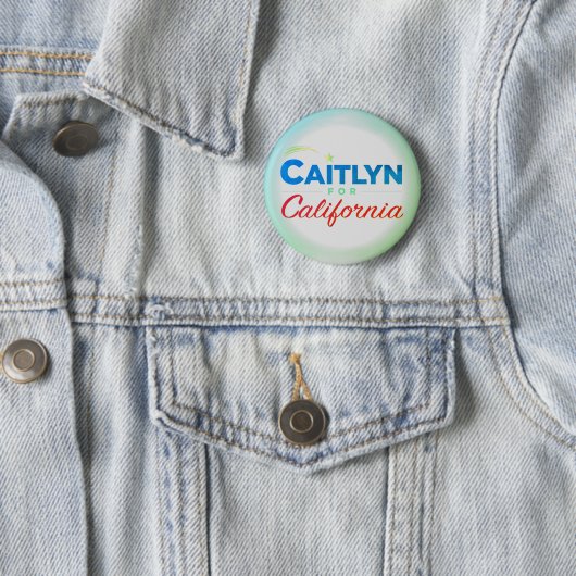 Badge Rond 5 Cm Caitlyn Jenner pour Governor Button (En situation)