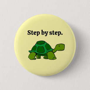 Badge Rond 5 Cm Caricature pas à pas de tortue, gagnant persistant