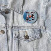 Badge Rond 5 Cm Carlin Camp 2024 Pin - Ombre (En situation)