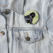 Badge Rond 5 Cm Carlin noir haletant tout en marchant (En situation)