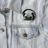 Badge Rond 5 Cm Carlin triste (En situation)