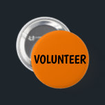 Badge Rond 5 Cm Carte d'identité volontaire noir et orange<br><div class="desc">Demandez à votre équipe de bénévoles de se démarquer dans la foule. Cliquez sur le bouton personnaliser pour sélectionner une couleur arrière - plan différente pour correspondre à votre événement. Le style de police et la couleur peuvent également être customisés ! Disponible en forme carré et ronde avec 5 tailles...</div>