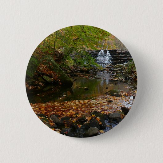 Badge Rond 5 Cm Cascade automnale et Creek Pennsylvania Nature (Devant)