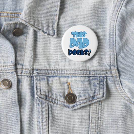 BADGE ROND 5 CM CE PAPA BASCULE (En situation)