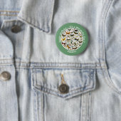 Badge Rond 5 Cm C'est un anniversaire papillon, collage d'objets p (En situation)