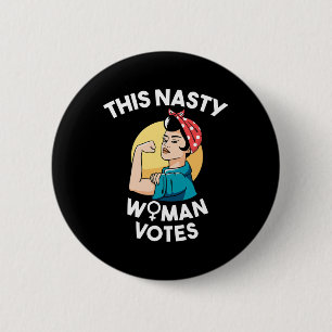 Badge Rond 5 Cm Cette sale femme vote féministe pour Biden et Harr
