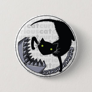 Badge Rond 5 Cm Chat curieux avec le piège