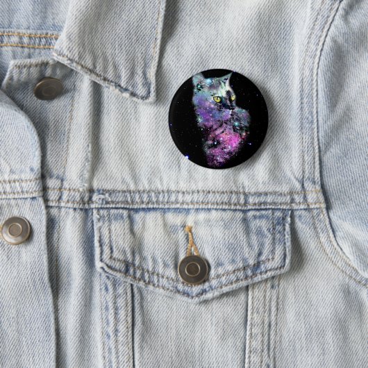 Badge Rond 5 Cm Chat de nébuleuse dans l'espace (En situation)