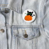 Badge Rond 5 Cm Chat et un bouton Citrouille (En situation)
