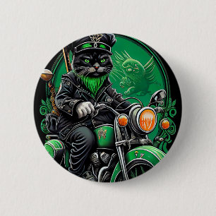 Badge Rond 5 Cm Chat noir conduisant un vélo la Saint-Patrick