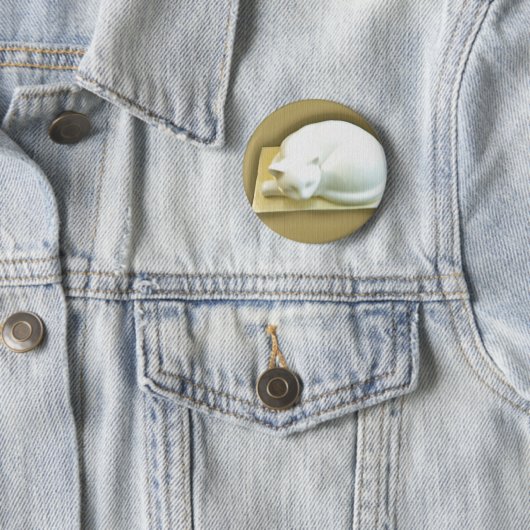 Badge Rond 5 Cm Chat sur Gold Box II (En situation)