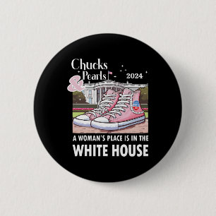 Badge Rond 5 Cm Chaussures mignonnes Une place de femme est à la M