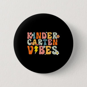 Badge Rond 5 Cm Chemise Vibe de Maternelle Rétro Groovy Mignon Ret