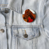 Badge Rond 5 Cm Cheval avec Bow rouge (En situation)