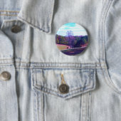 Badge Rond 5 Cm Cheval éloigné dans un champ violet (En situation)