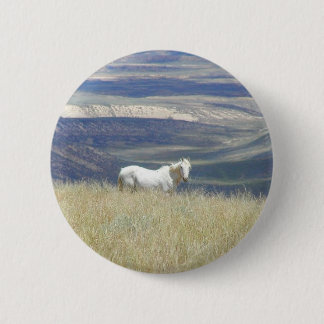 Badge Rond 5 Cm Cheval sauvage libre né de mustang