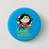 Badge Rond 5 Cm Chibi Wonder Woman vole avec Lasso (Devant)