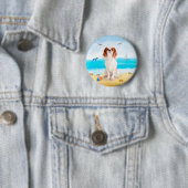 Badge Rond 5 Cm Chien roi cavalier sur la plage (En situation)